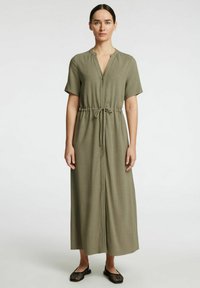 Длинное платье