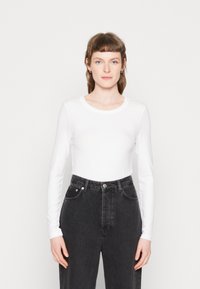 Лонгслив Лонгслив