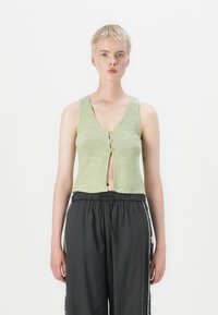 Короткая куртка Короткая куртка