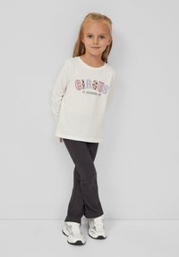 Лонгслив Лонгслив