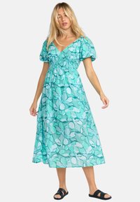 Летнее платье