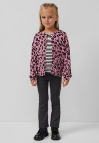 Вязаная кофта