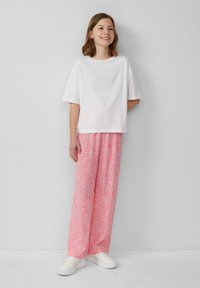 Футболка Футболка