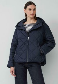 Зимняя куртка