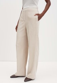 Широкие брюки