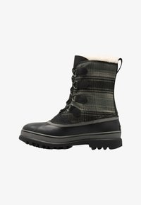 Зимние ботинки