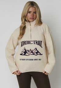 Флисовая куртка