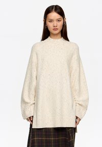 Длинный пуловер Длинный пуловер