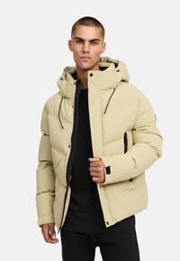 Зимняя куртка Зимняя куртка