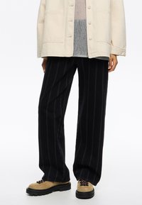 Джинсы Джинсы