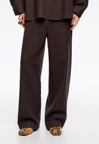 Широкие брюки Широкие брюки