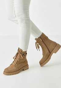 Ковбойские сапожки