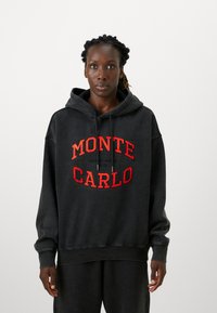 Спортивная толстовка