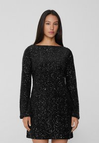 Коктейльное платье