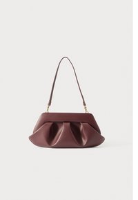 Клатч Клатч