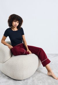 Широкие брюки