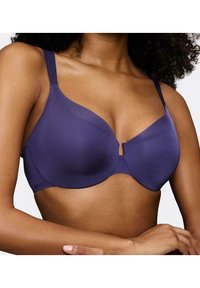 Бюстгальтер Бюстгальтер