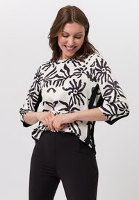 Майка с рукавом три четверти Майка с рукавом три четверти