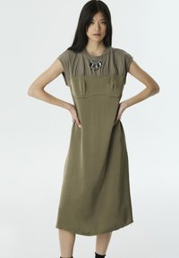 Летнее платье