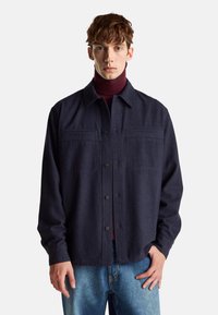 Рубашка Рубашка