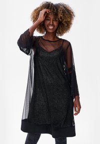 Коктейльное платье