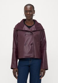 Кожаная куртка