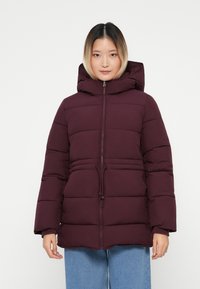 Зимняя куртка Зимняя куртка