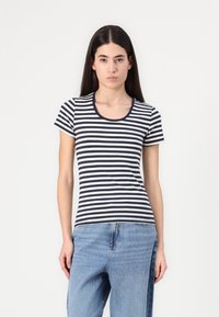 Футболка Футболка