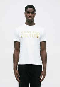 Футболка Футболка