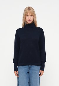 Водолазка Водолазка