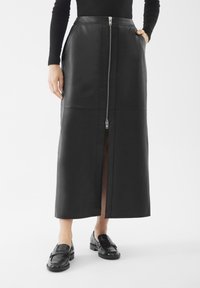 Кожаная юбка