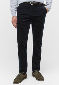 Вельветовые брюки