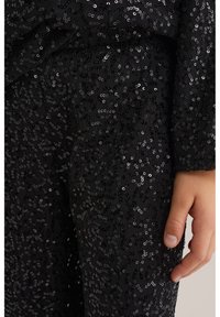 Брюки Брюки