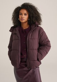 Зимняя куртка