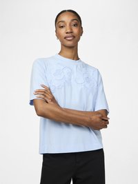 Футболка Футболка