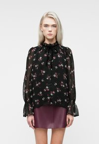 Шифоновая блузка