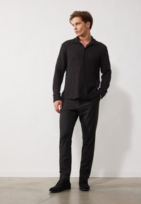 Ботинки на шнуровке