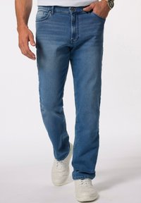 Прямые джинсы Прямые джинсы