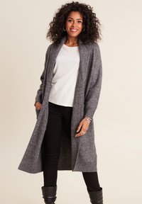 Длинный кардиган