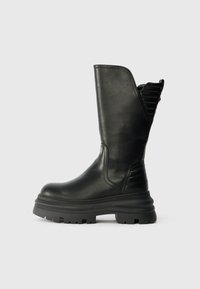 Сапоги на платформе