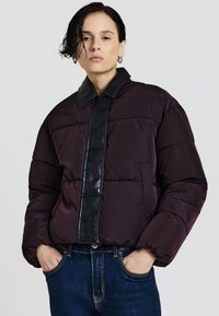 Зимняя куртка