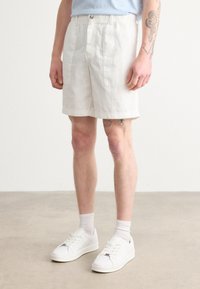 Шорты Шорты