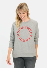 Толстовка Толстовка