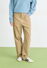 Широкие брюки