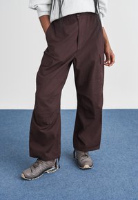 Широкие брюки