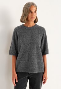 Футболка Футболка