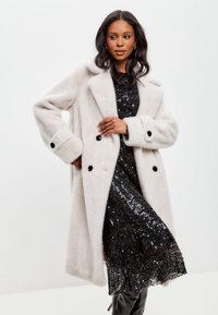 Пальто Пальто