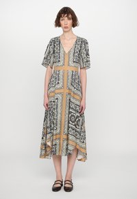 Летнее платье Летнее платье