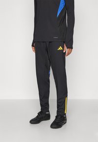 Спортивные штаны