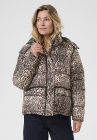 Зимняя куртка Зимняя куртка